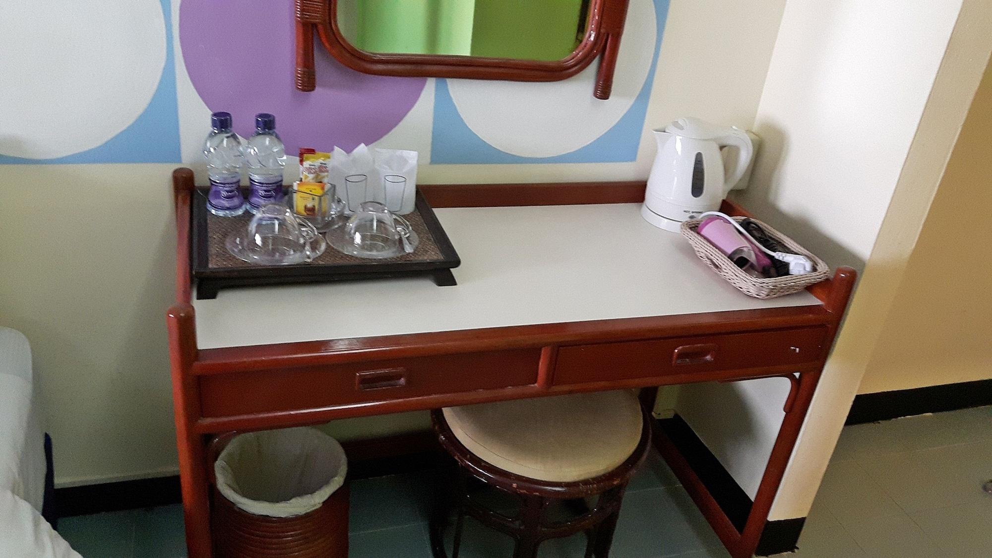 Sawasdee Sukhumvit Inn Bangkok Extérieur photo