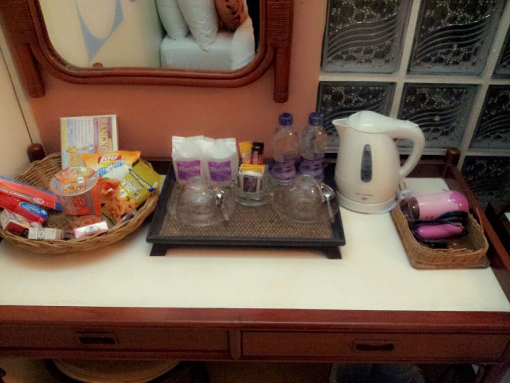 Sawasdee Sukhumvit Inn Bangkok Chambre photo