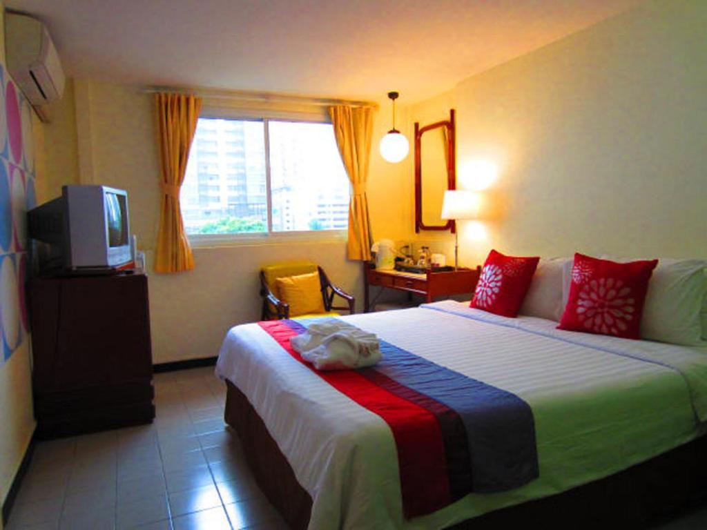 Sawasdee Sukhumvit Inn Bangkok Extérieur photo